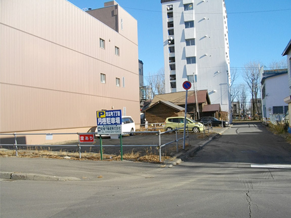 末広町7丁目金子駐車場