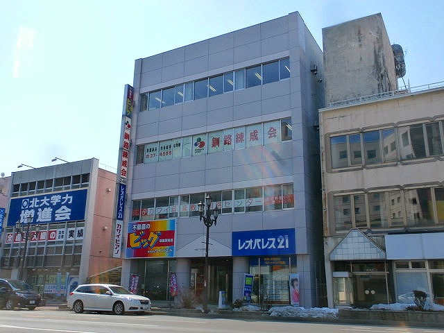 リード釧路ビル１階　貸店舗・事務所