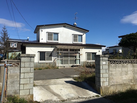 釧路市興津２丁目　収益戸建