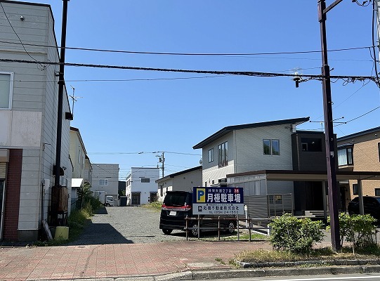 共栄大通2丁目駐車場