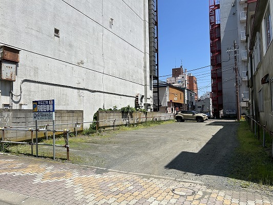 末広町2丁目平岩駐車場