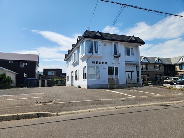 釧路市豊川町１８番　店舗併用住宅