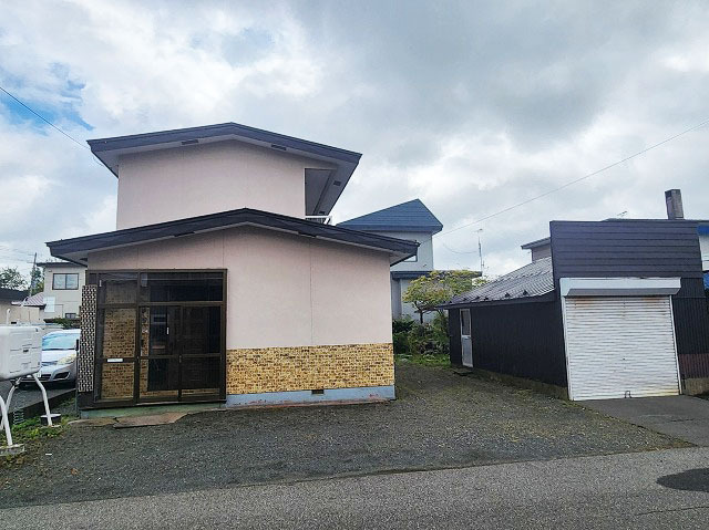 釧路市鳥取北８丁目　中古住宅