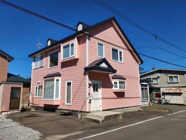 釧路市愛国東２丁目　中古住宅
